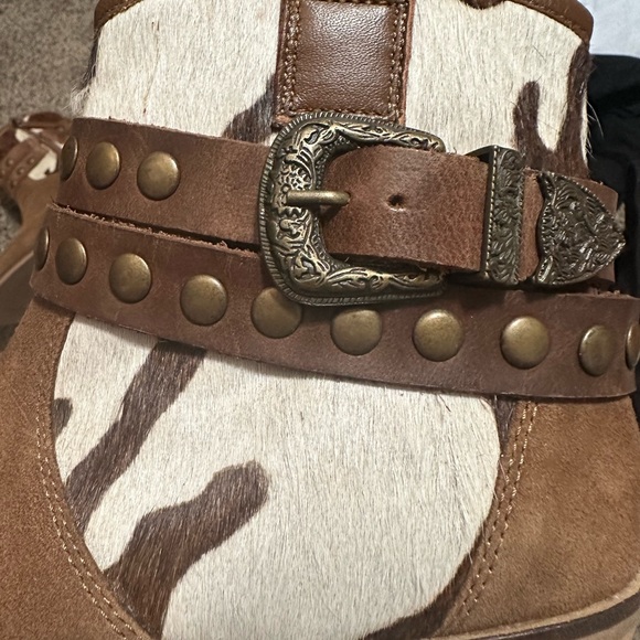 Shyanne Western Booties - Picture 3 of 4